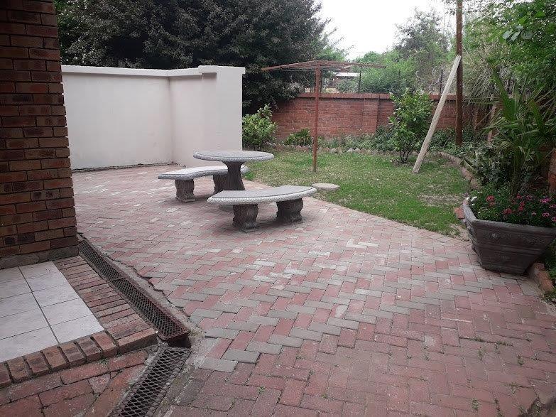 To Let 3 Bedroom Property for Rent in Ladybrand Free State